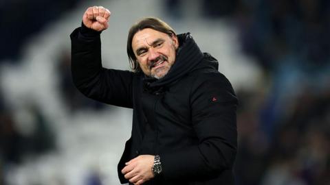 Leeds United boss Daniel Farke celebrating at full-time