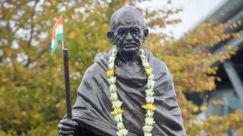 GandhiStatue