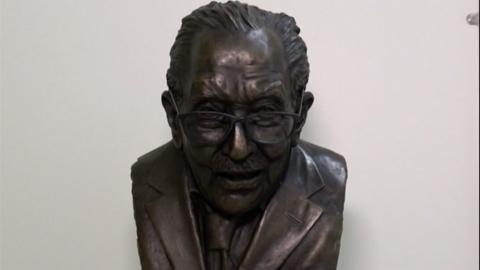 Bust of Capt Sir Tom Moore