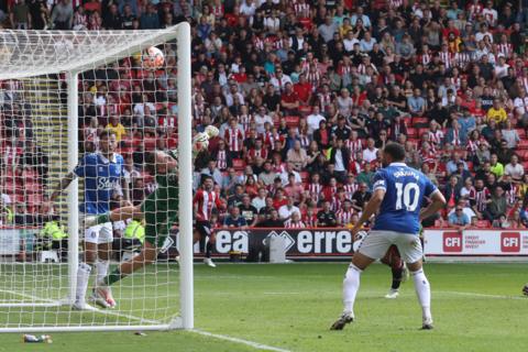 Jordan Pickford makes a late save