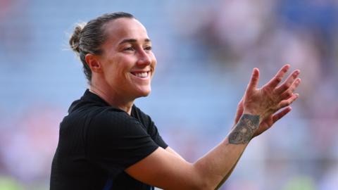 Lucy Bronze