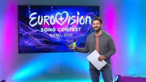 Ricky on the Newsround set