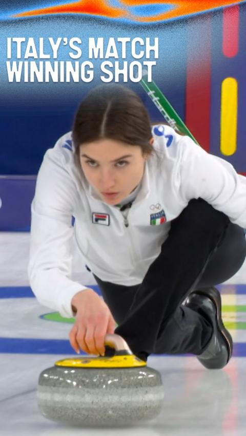 Stefania Constantini curling