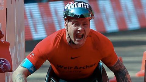 David Weir winning the 2018 London Marathon