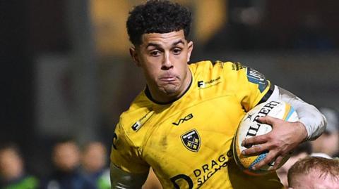 Rio Dyer attacks for Dragons