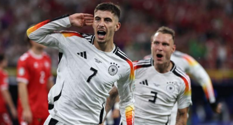 Kai Havertz celebrates