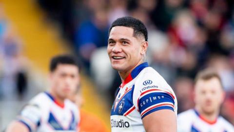 Renouf Atoni playing for Wakefield Trinity