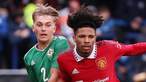 Manchester United beat Northern Ireland 3-2