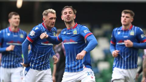 Linfield celebrate