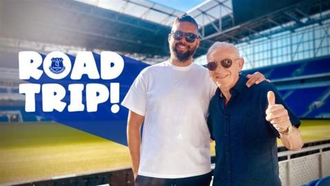 Tony Bellew and Peter Reid at Everton's new ground