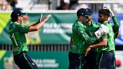 Ireland celebrate wicket