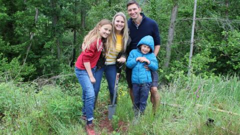 Lindsay Perks with husband, Matt, and children, Annabelle and Will