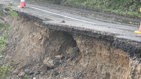 Landslip between Trevaughan and Cynwyl Elfed