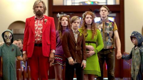 Viggo Mortensen and others in Captain Fantastic