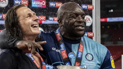 Gareth Ainsworth & Adebayo Akinfenwa