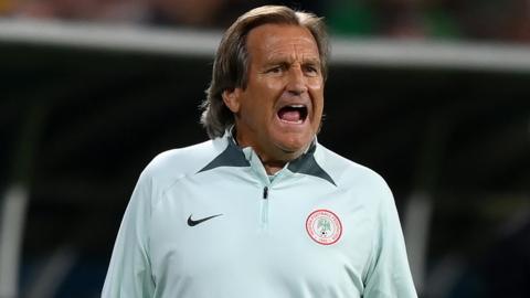 Randy Waldrum on the touchline at the Women's World Cup