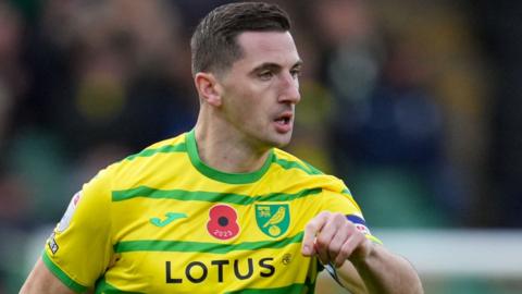 Norwich midfielder Kenny McLean in action against Blackburn