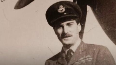 Wing Commander Paul Farnes