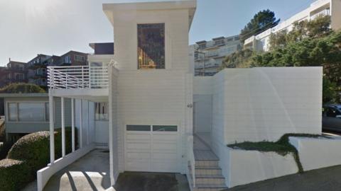 A streetview picture of the house intact, as it looked in December 2014