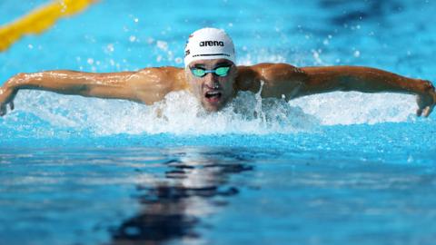 Chad le Clos swimming at the Commonwealth Games