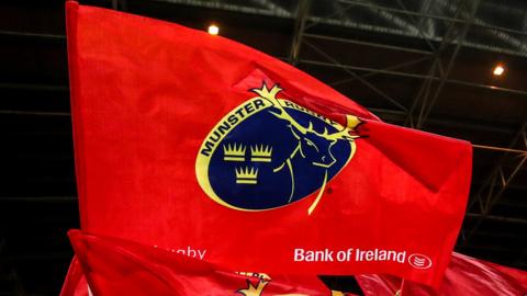 Munster rugby flag