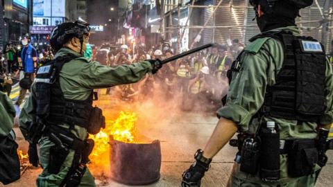 police in HK, 27 May