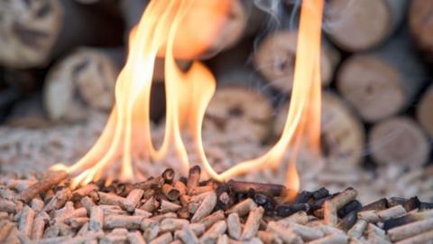 Wood pellets burning