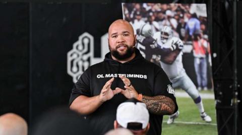 Duane Manyweather during an OL Masterminds coaching summit