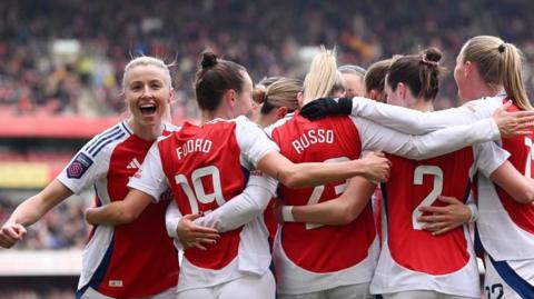 Arsenal players celebrate