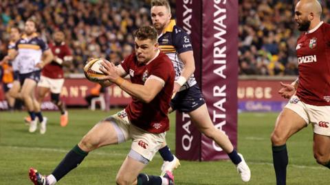 Garry Ringrose scores