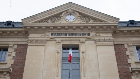 Facade of Versailles court house