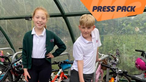 kids by bikes