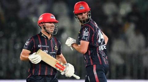 David Warner and James Vince batting for Karachi Kings