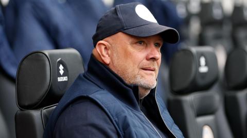 Bromley manager Andy Woodman