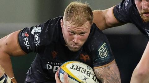 Ross Moriarty attacks for Ospreys