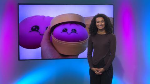 Jenny on the Newsround set
