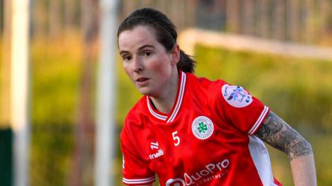 Kirsty McGuinness in action