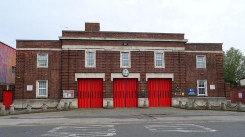 External view of Aintree Community Fire Station on Longmoor Lane