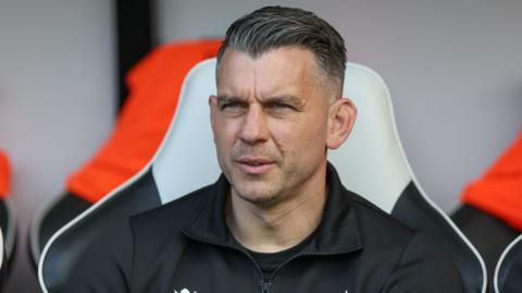 Oxford boss Matt Bloomfield