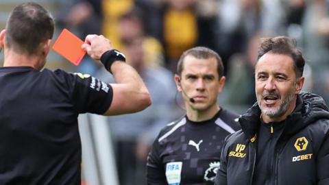 Wolves manager Vitor Pereira is shown a red card