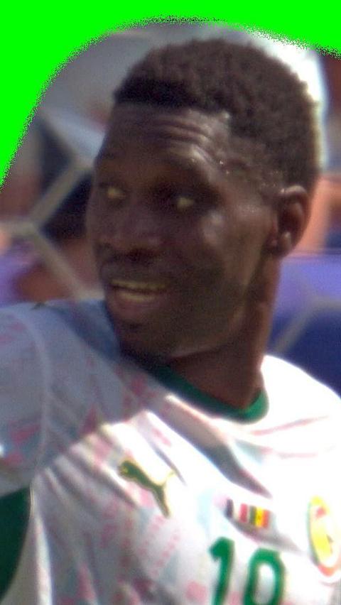 Ismaila Sarr looking backwards
