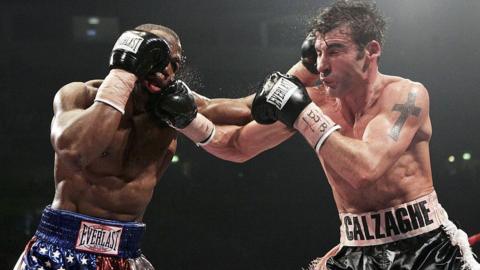 Jeff Lacy a Joe Calzaghe mewn gornest uwch bwysau canol y byd ym Manceinion yn 2006 