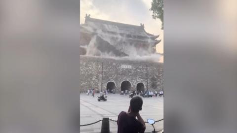 Roof of historic tower collapsing in China