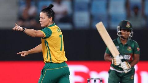 South Africa all-rounder Marizanne Kapp celebrates taking a wicket