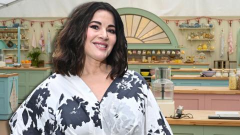 Nigella Lawson superimposed into the Bake Off tent