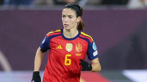 Aitana Bonmati playing for Spain