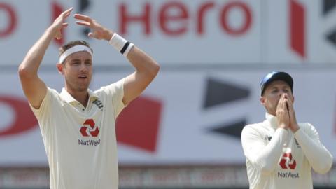 Stuart Broad and Joe Root