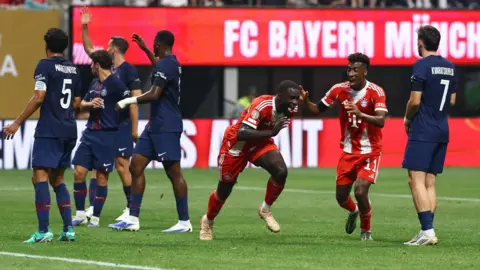 Bayern's opening goal is ruled out for offside
