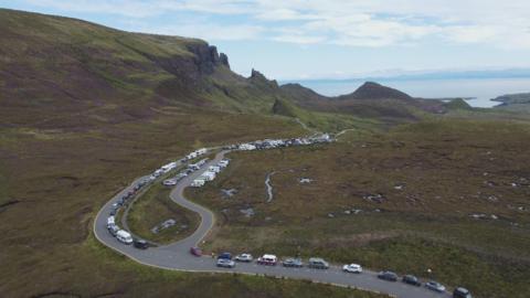 Tòrr chàraichean aig Bodach an Stòir