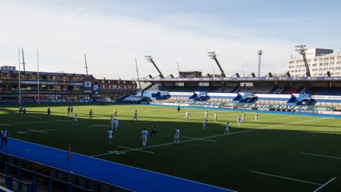 Ospreys players warm-up at Cardiff Arms Park